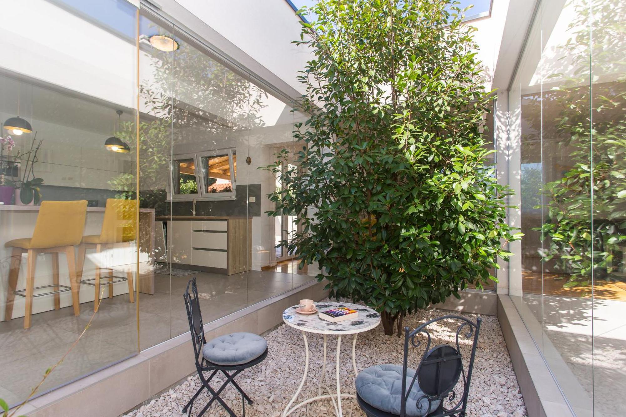 Life - New And Luxury Holiday House Kaštela Exteriör bild