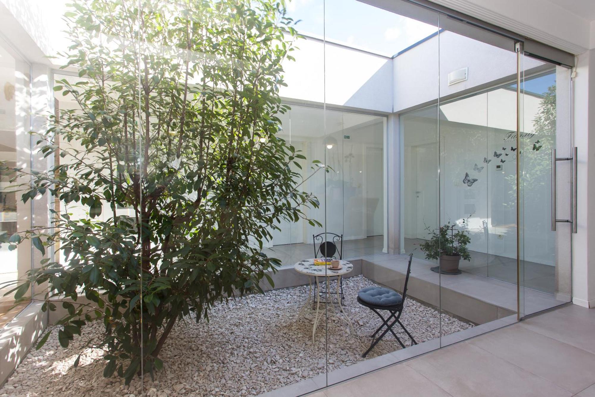 Life - New And Luxury Holiday House Kaštela Exteriör bild