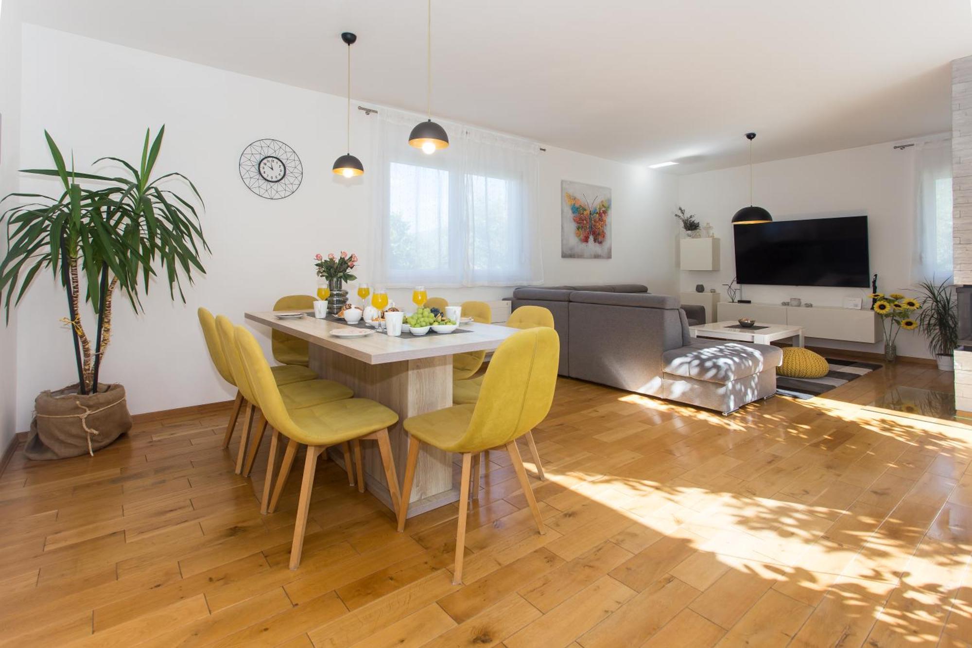 Life - New And Luxury Holiday House Kaštela Exteriör bild